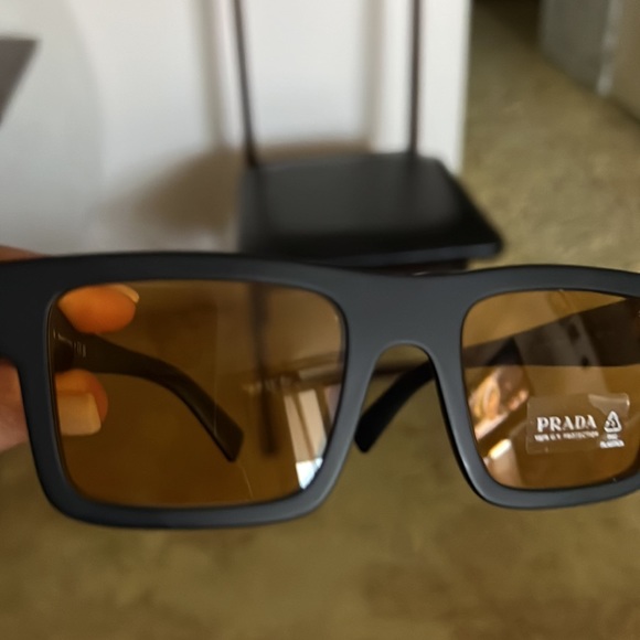 Prada PR19WSF Rectangle Sunglasses in 1AB2B - Picture 4 of 7